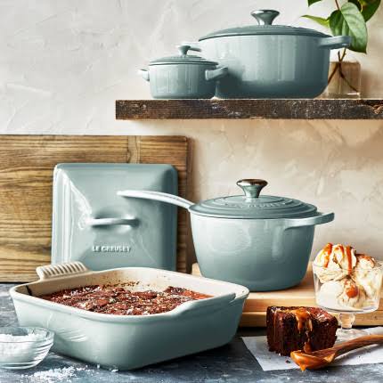 Square Casserole J553349