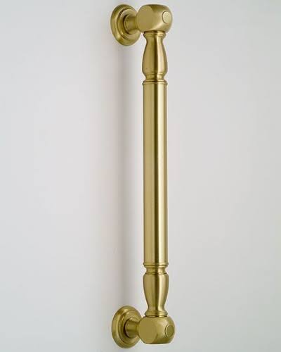 32x22 Reeded Grab Bar with Finials R19775