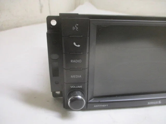 Single CD DVD Satellite Player Radio Stereo V83537