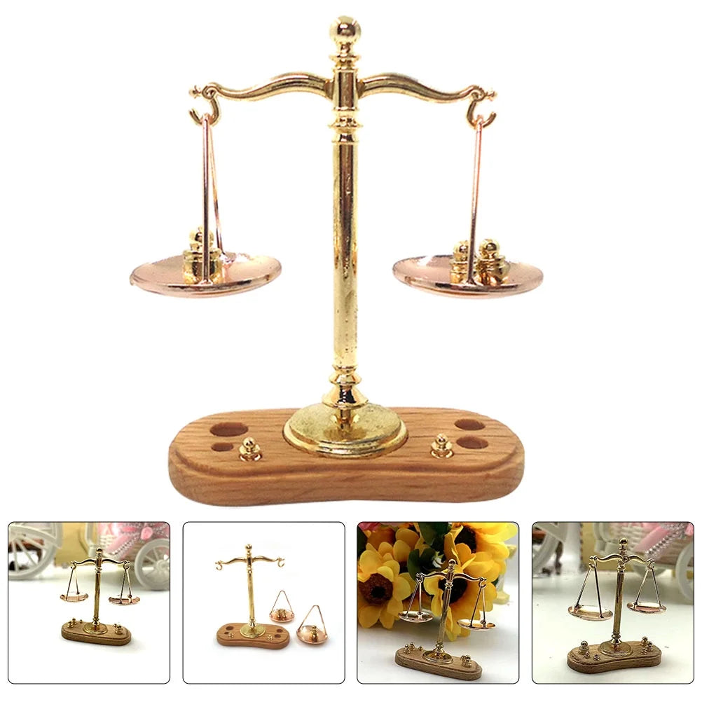 Miniature Dollhouse Scales Toy N379