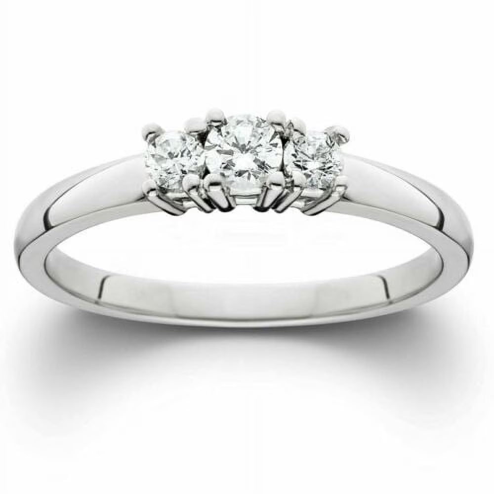 14k White Gold Three Stone Diamond Ring C789