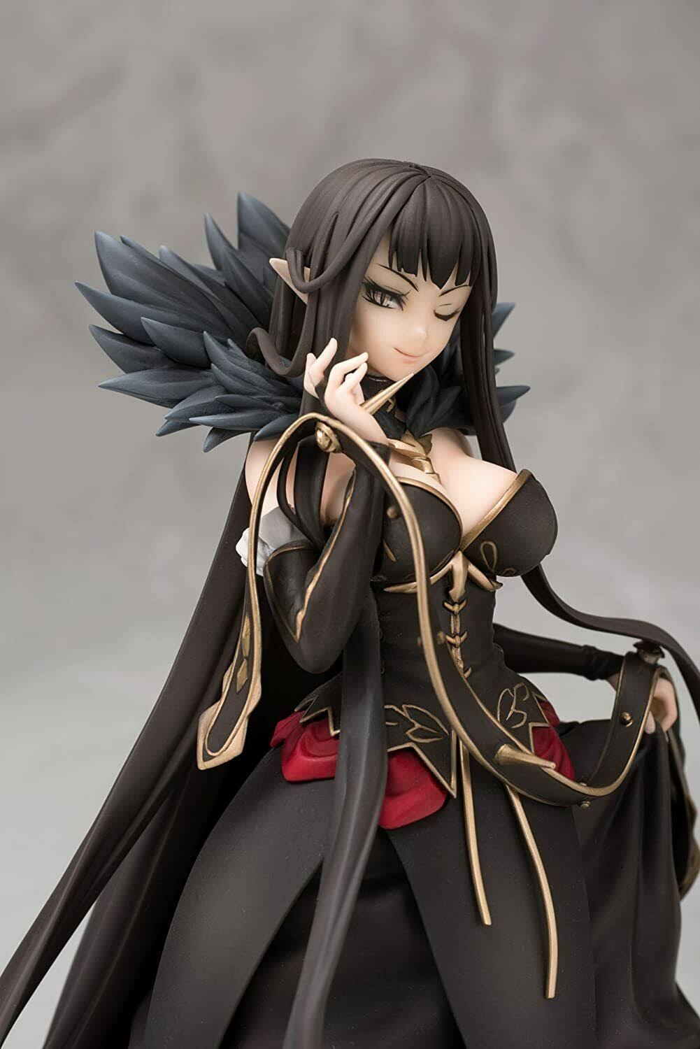 1/8 Scale Figure T283131