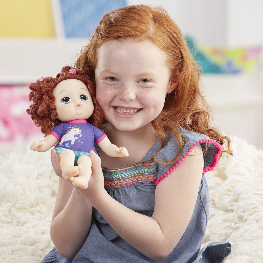 Little Zoe Doll V817
