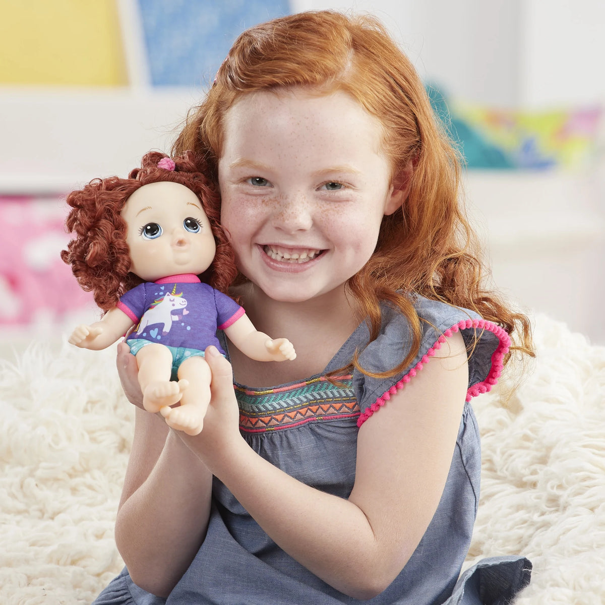 Little Zoe Doll V817