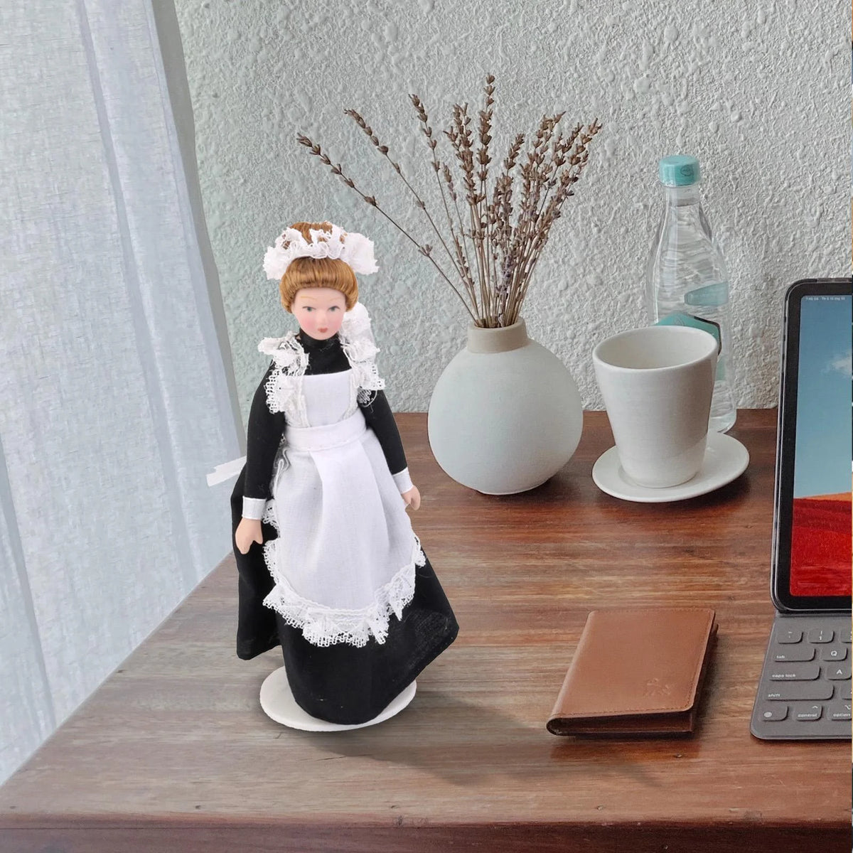 Porcelain Maid Servant Dollhouse Miniature B167