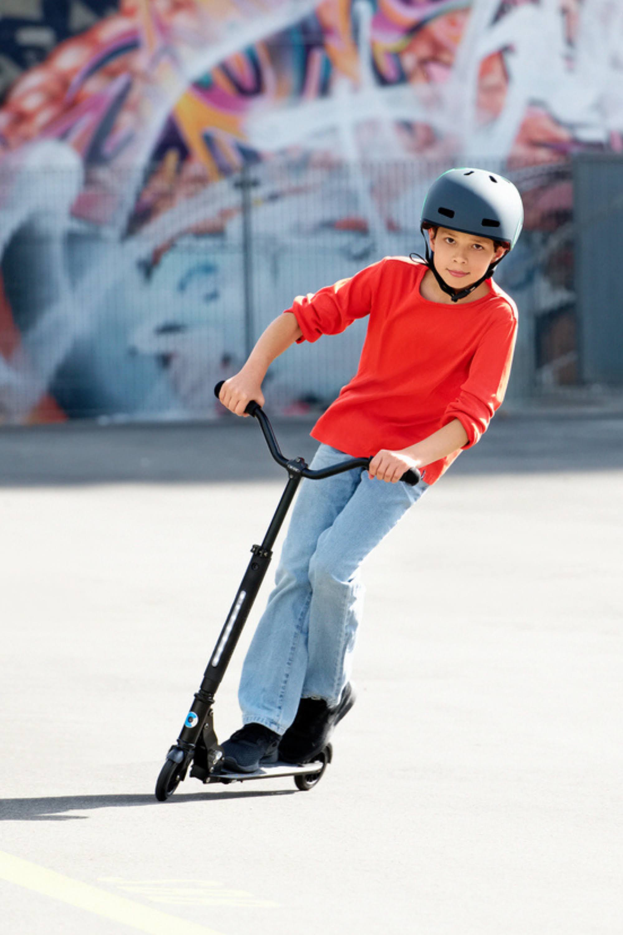 Deluxe Scooter X5890