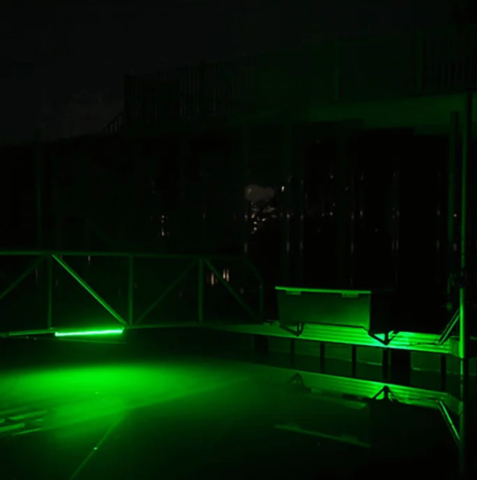 40W 120V AC Dock Mounted Fish Light Green R7063