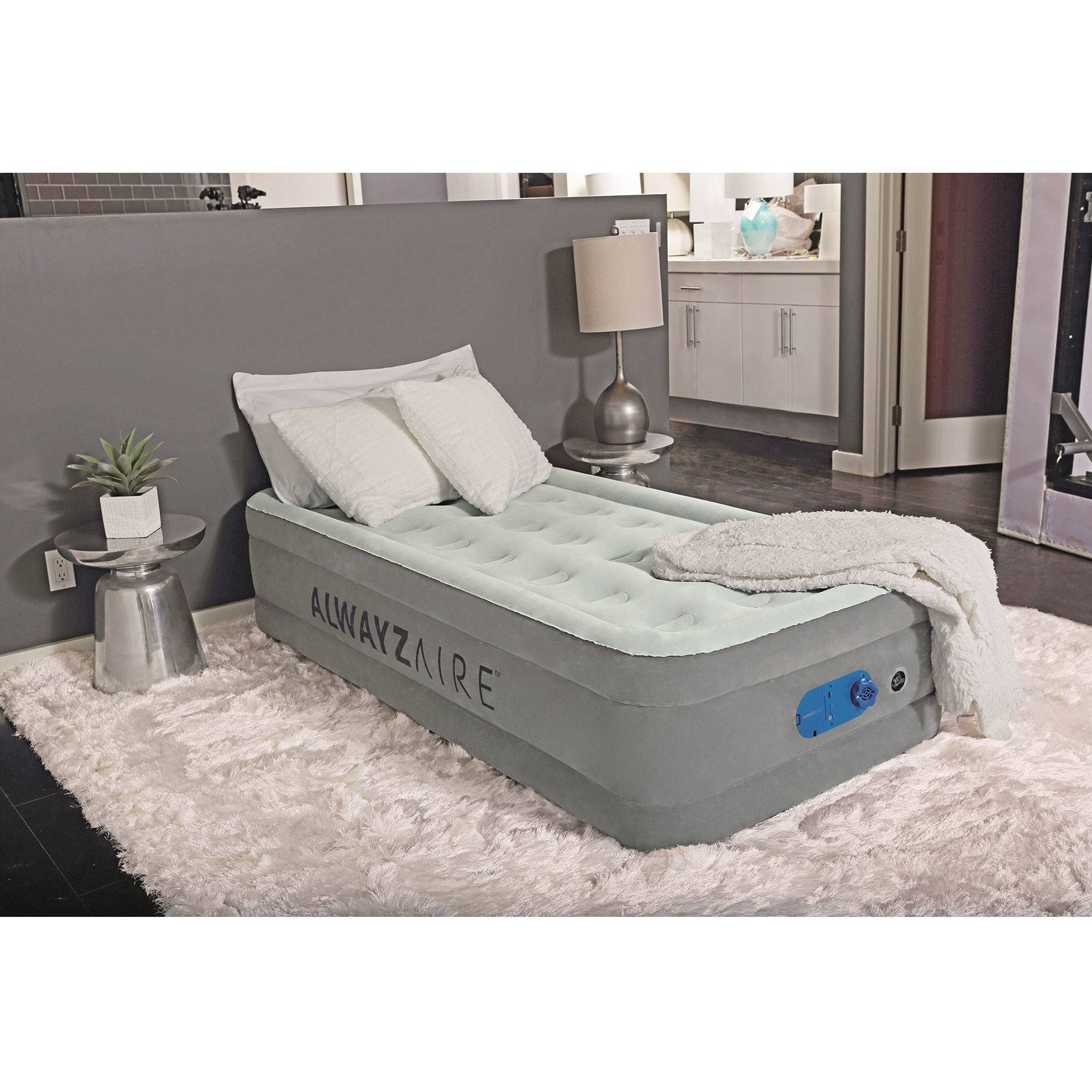Queen Airbed with Built-In AC Pump V72466