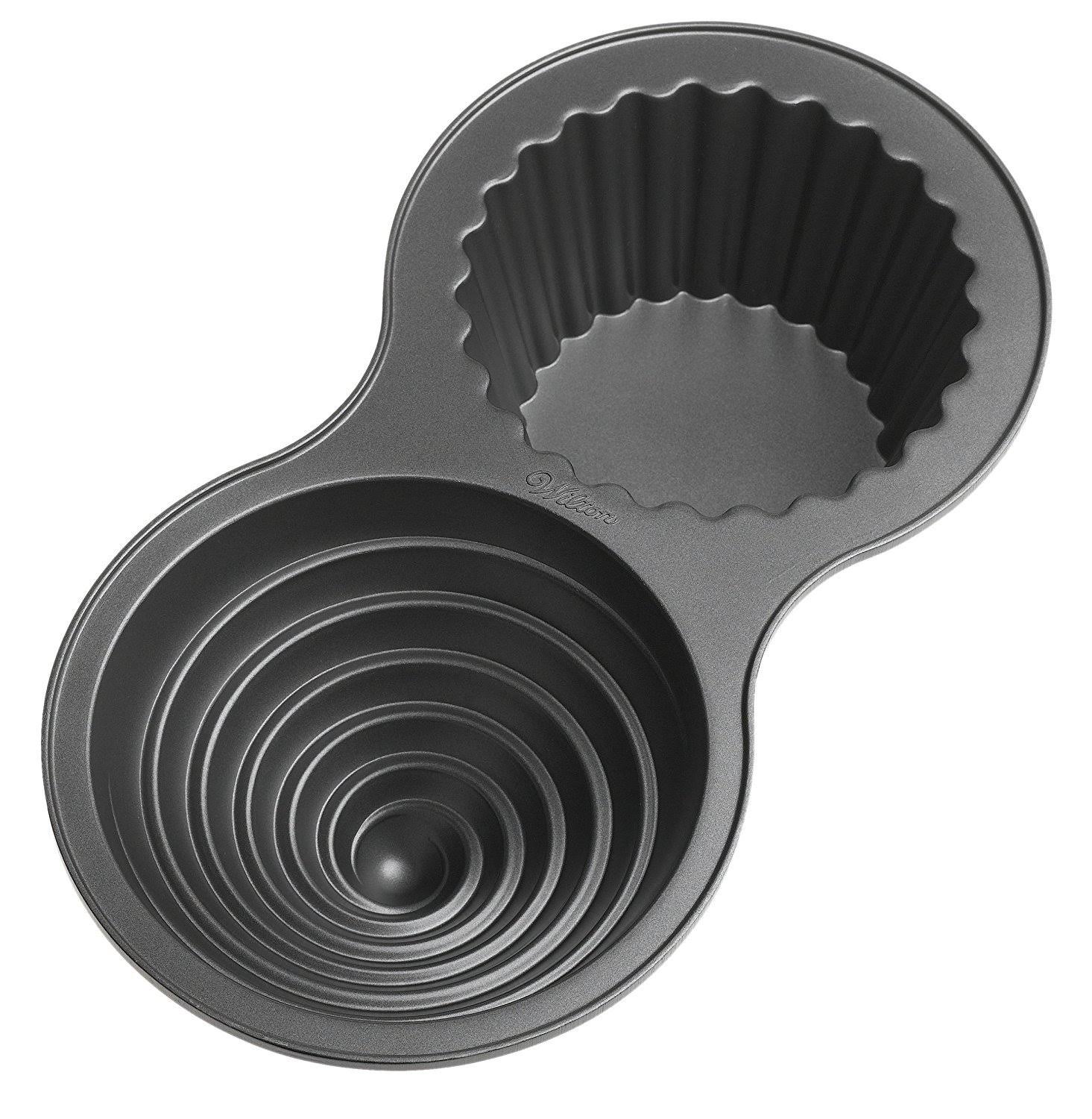 Giant Cupcake Tin J6818