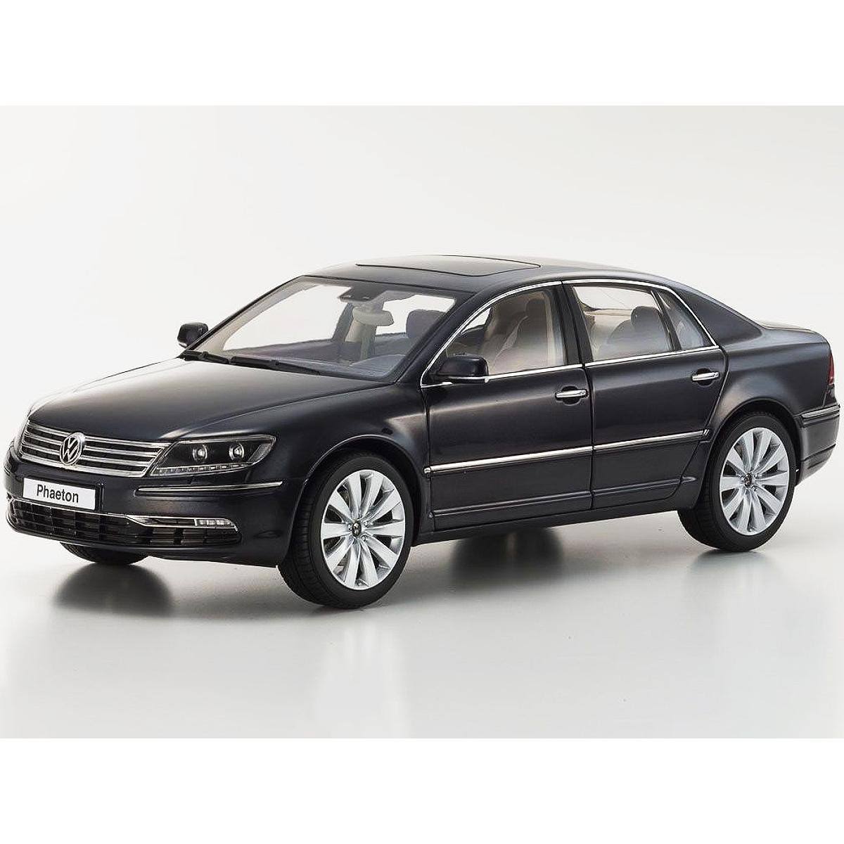 1/18 Diecast Model Car M620