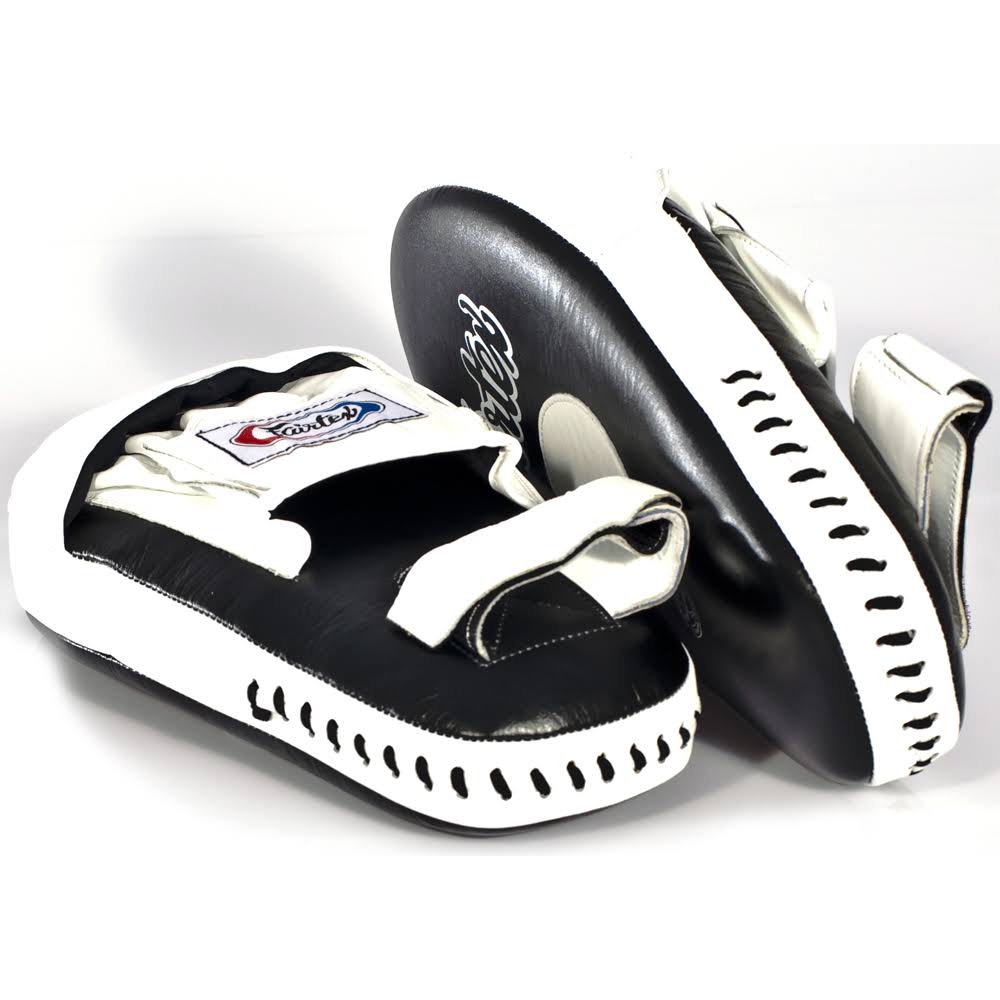 Black/White Pro Angular Mitts C66939
