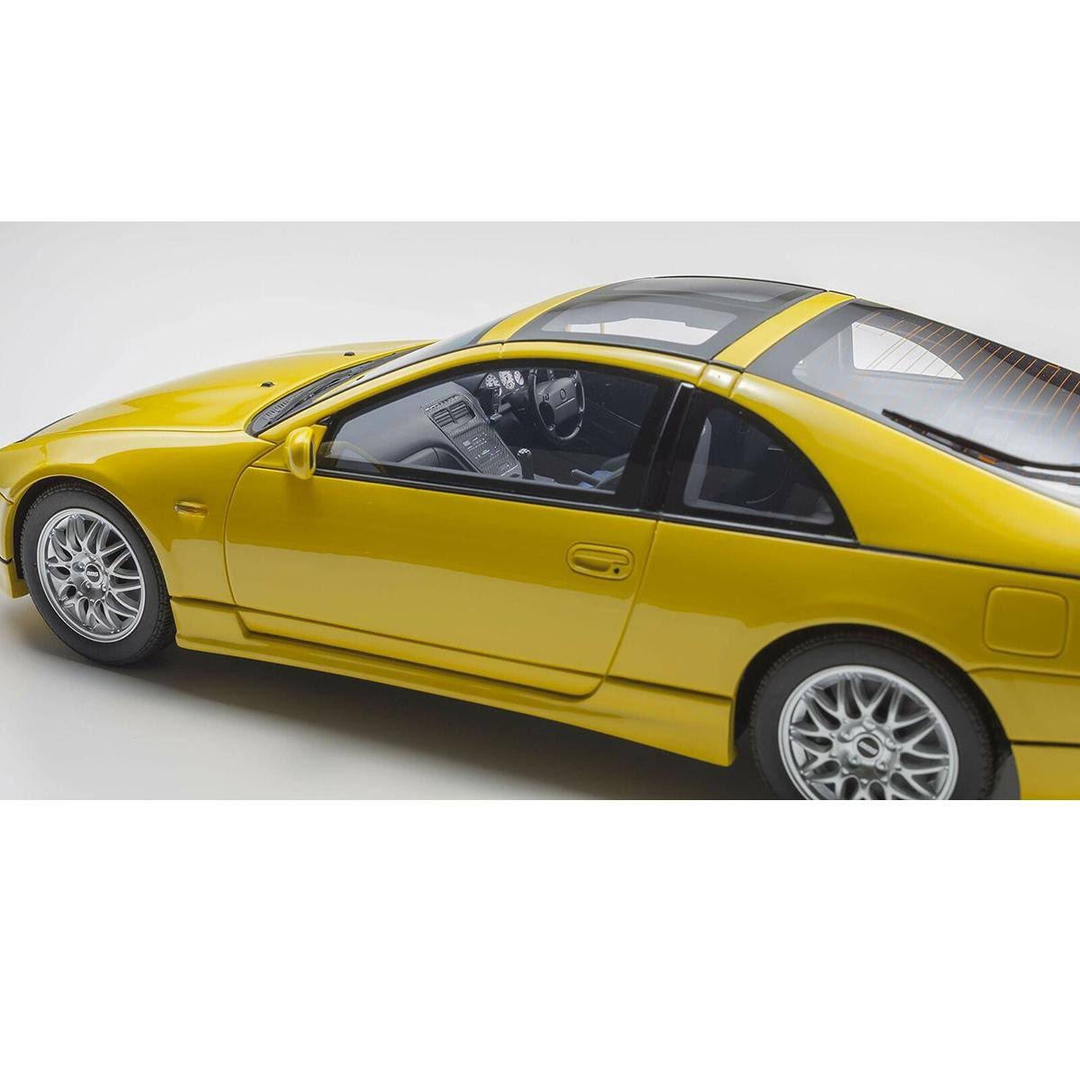 1/18 Resin Car Model C7871