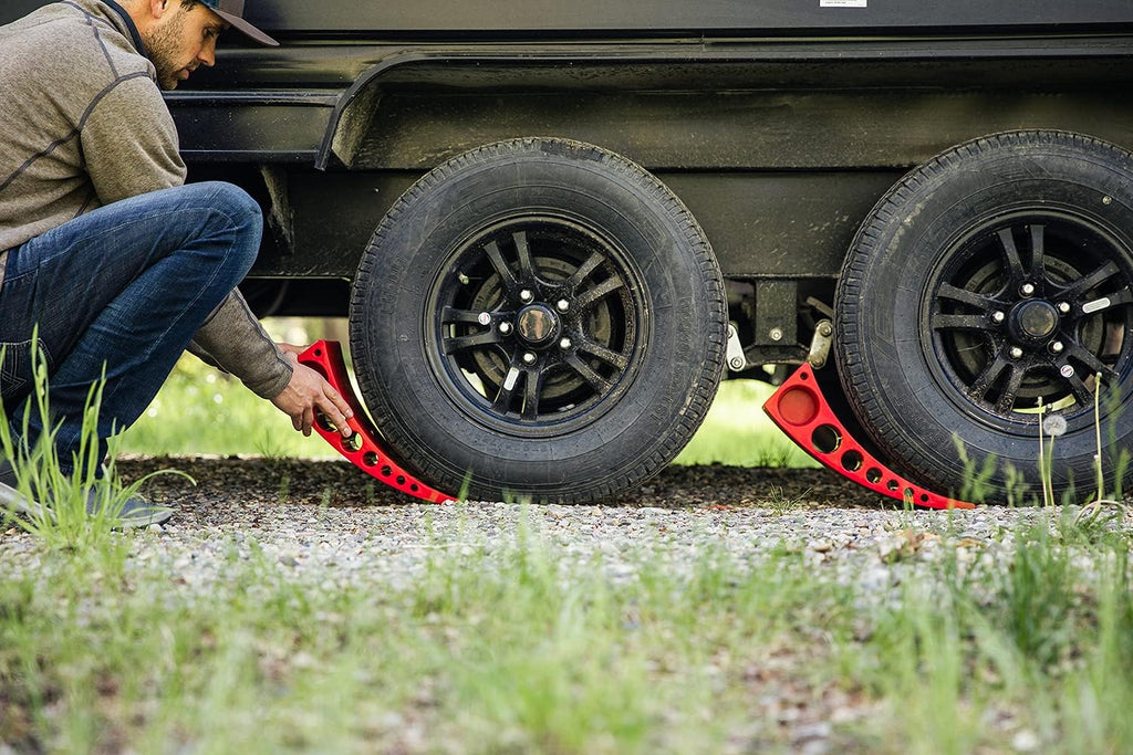 2-Pack Camper Levelers with 4 Pack of Roasting Stix Y6779