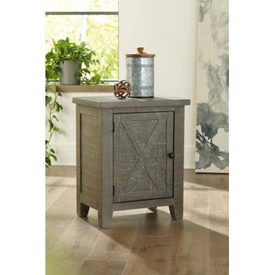 Accent Cabinet Z5824