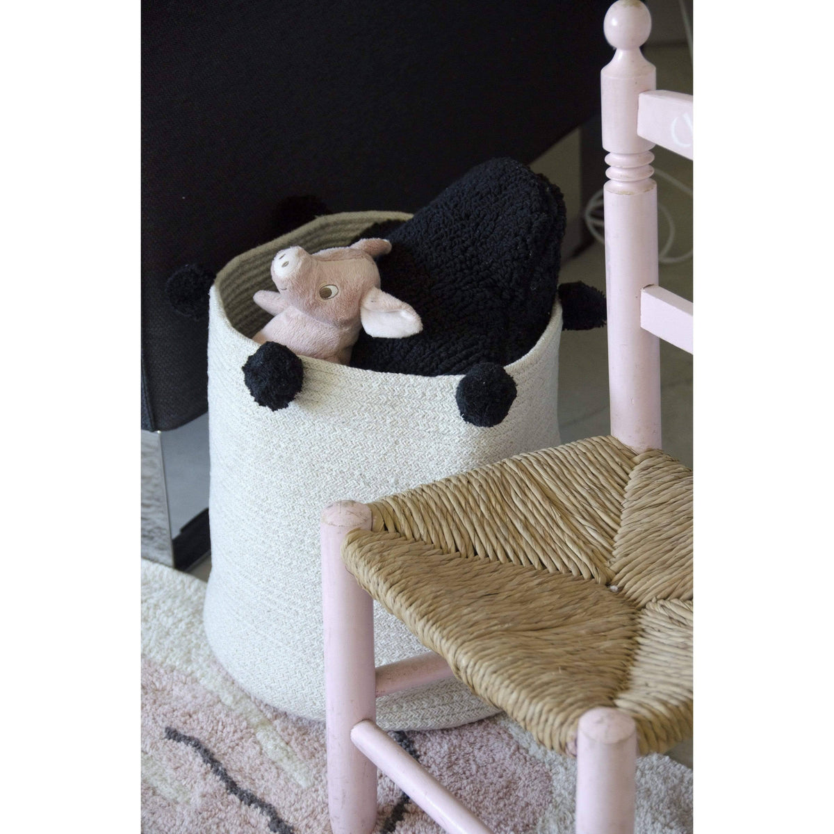 Black Storage Basket with Pompoms H510