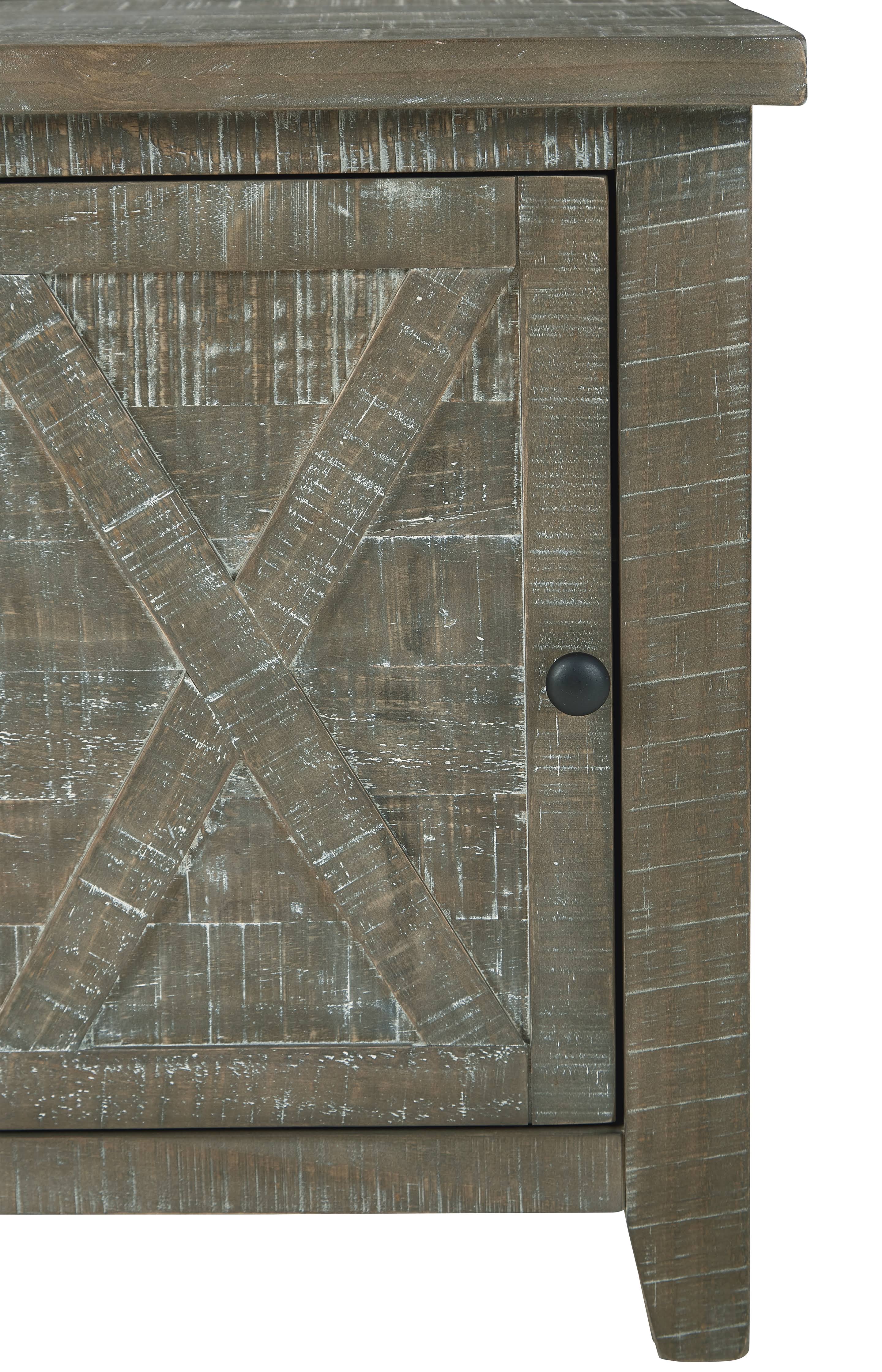 Accent Cabinet Z5824