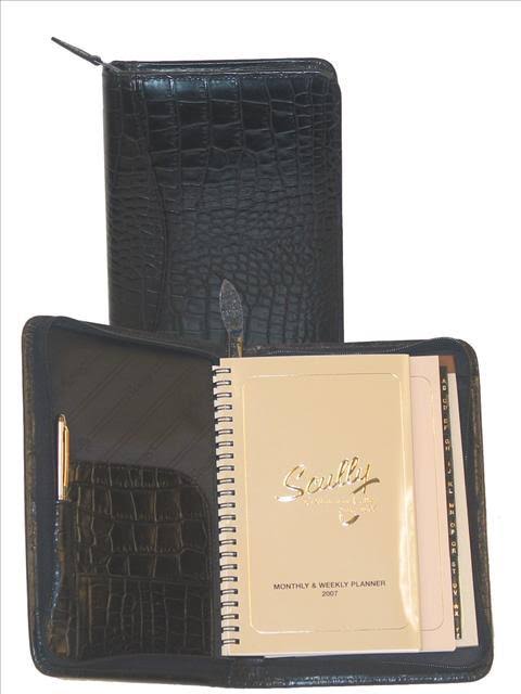 Leather Zip Weekly Planner Q918442